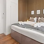 City-apartment - Kurze Wege Zu Messe Und Lanxessarena Lägenhet Köln