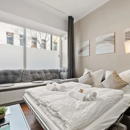 Lägenhet City-apartment - Kurze Wege Zu Messe Und Lanxessarena *