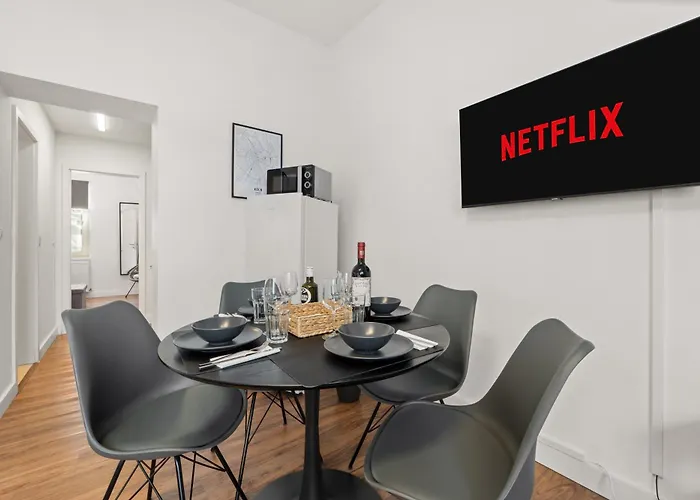 City-apartment - Kurze Wege Zu Messe Und Lanxessarena Appartement Keulen